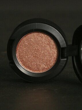 NEW MAC Honey Lust Eyeshadow Lustre